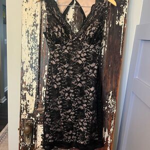 Women’s Black Lace w nude underlay Midi cocktail event wedding guest dress. 7/8